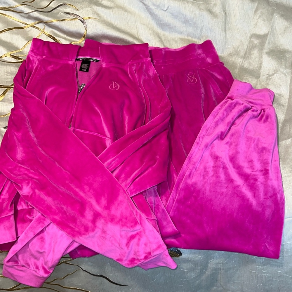 Victoria’s Secret hot pink jogger tracksuit set